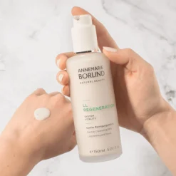 LL Regeneration Cleansing Milk 150ml